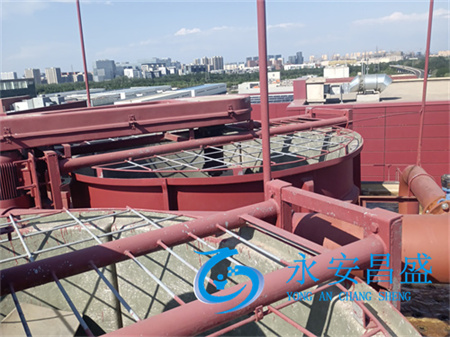 全方位解析空調(diào)分管機(jī)清洗技巧，助力中央空調(diào)持久高效制冷